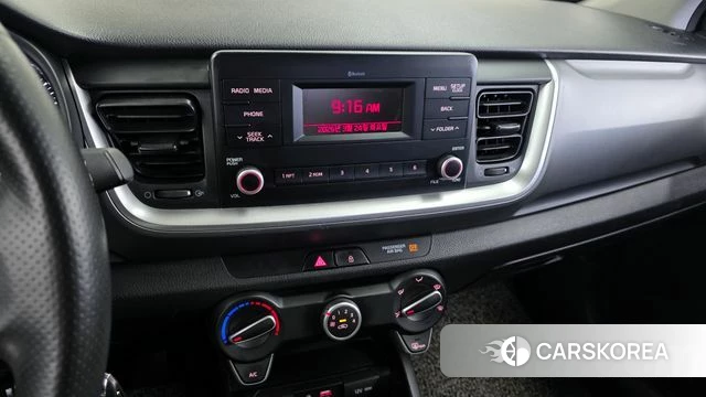 Kia Stonic 2018 Красный из Кореи, фото 5