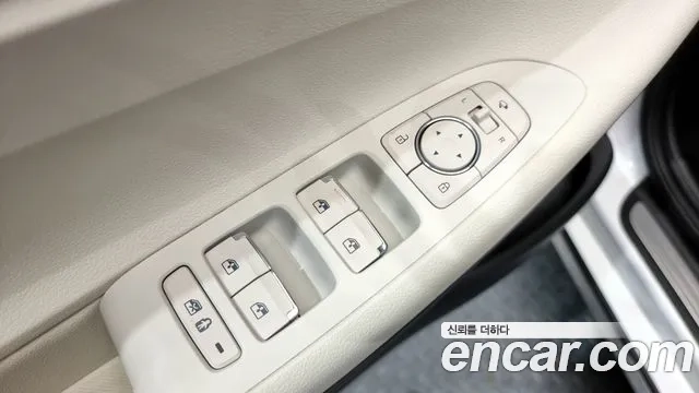 Hyundai The New Grandeur IG Hybrid 2022 Белый из Кореи, фото 5