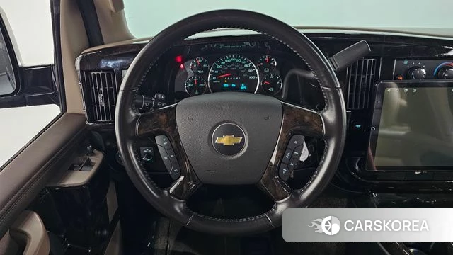 Chevrolet Express Van 2018 Черный из Кореи, фото 5
