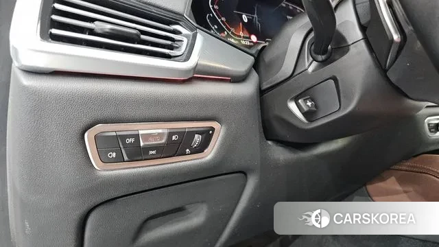 BMW X6 (G06) 2023 Белый из Кореи, фото 5