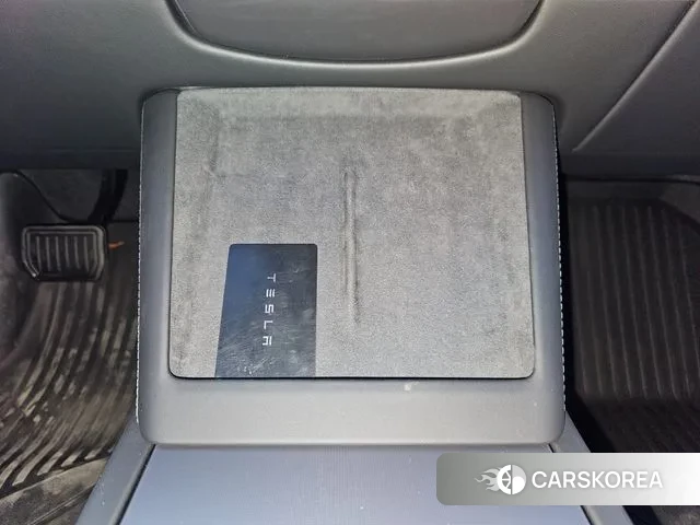 Tesla Model 3 2025 Белый из Кореи, фото 5