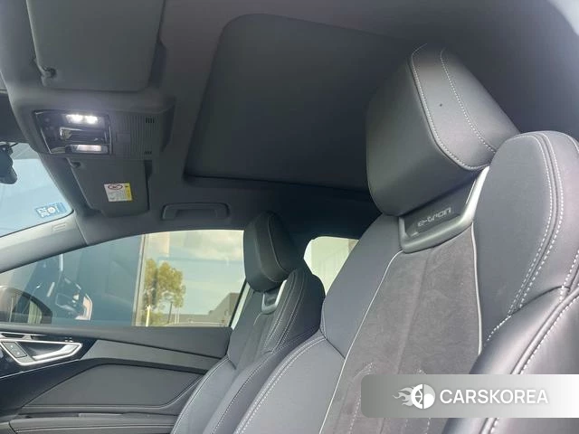 Audi Q4 e-tron 2023 Белый из Китая, фото 5