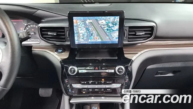 Ford Explorer 6th Generation 2022 Белый из Кореи, фото 5