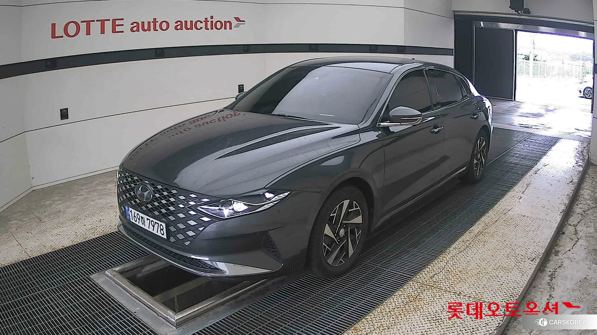 Hyundai Grandeur Hybrid 2022 Nocturne Grey Metallic из Кореи, фото 5