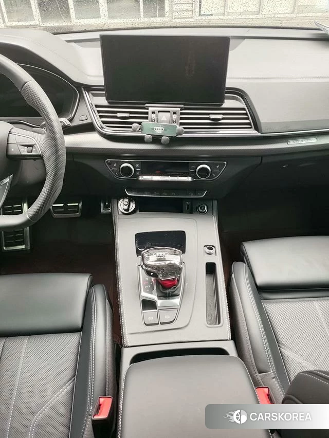 Audi Q5L 2025 Черный из Китая, фото 5