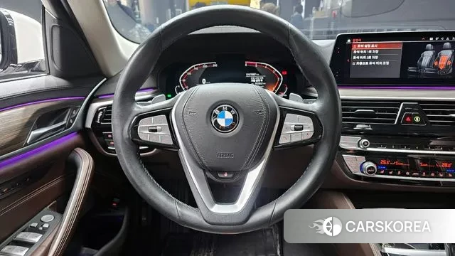 BMW 5 Series (G30) 2019 Белый из Кореи, фото 5