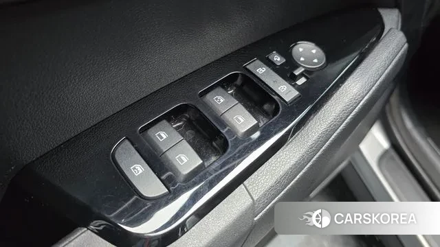 Kia Sportage 5th Generation Hybrid 2024 Серый из Кореи, фото 5