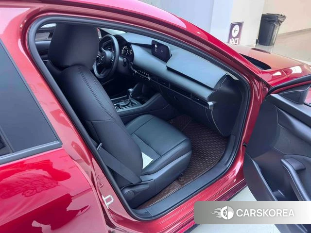 Mazda 3 Angkesaila 2023 Красный из Китая, фото 5