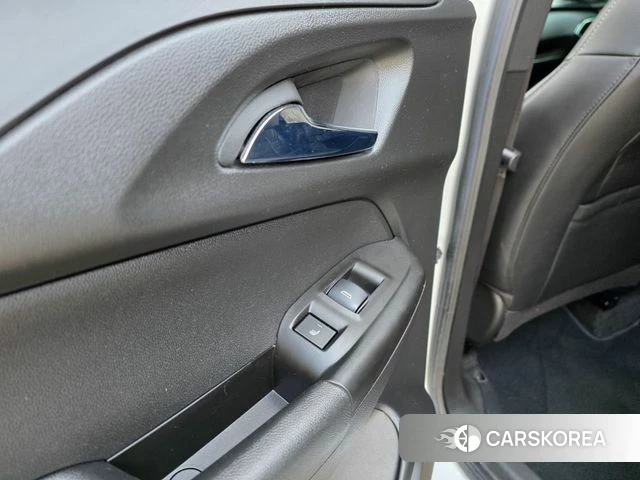 Chevrolet (GM Daewoo) Trailblazer 2021 Белый из Кореи, фото 5