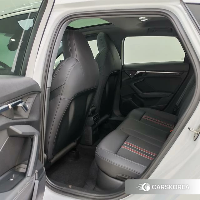 Audi A3 2021 Белый из Китая, фото 5