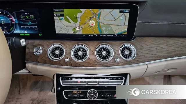 Mercedes-Benz E-Class W213 2020 Белый из Кореи, фото 5