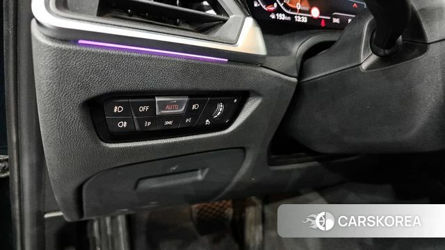 BMW 3 Series (G20) 2020 Темно-зеленый из Кореи, фото 5