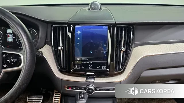 Volvo XC60 second Generation 2020 Синий из Кореи, фото 5