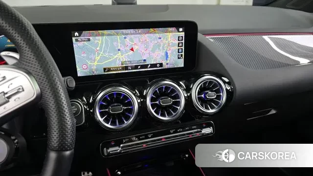 Mercedes-Benz GLA - Class H247 2023 Белый из Кореи, фото 5