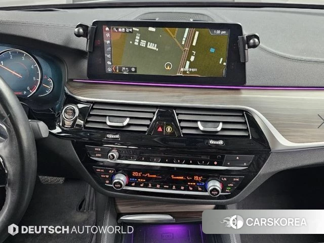 BMW 5 Series (G30) 2018 Черный из Кореи, фото 5