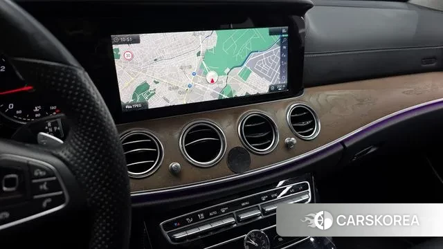 Mercedes-Benz E-Class W213 2018 Черный из Кореи, фото 5