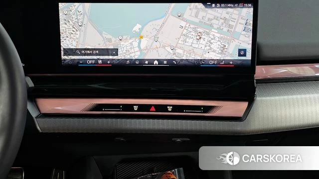 BMW 5 Series (G60) 2025 Черный из Кореи, фото 5