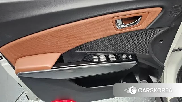 Ssangyong Tivoli Armor 2018 Белый из Кореи, фото 5