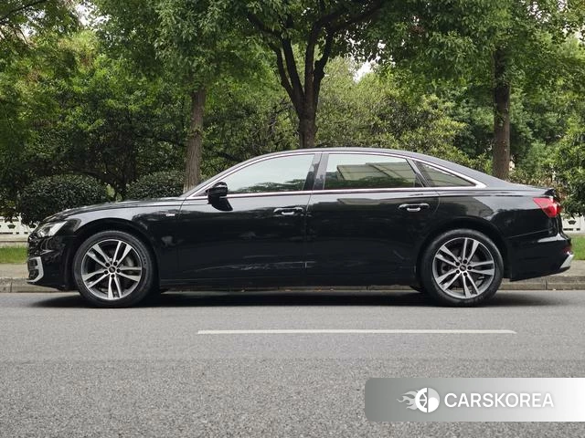 Audi A6L 2023 Черный из Китая, фото 5