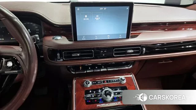 Lincoln Aviator 2nd generation 2023 Серый из Кореи, фото 5