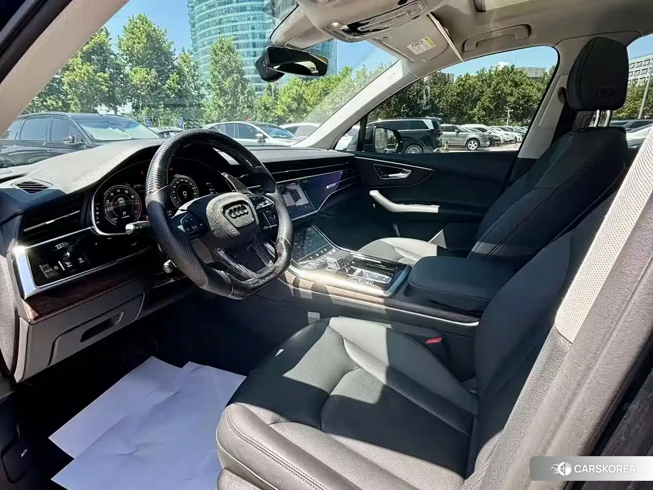 Audi Q7 2021 Черный из Китая, фото 5
