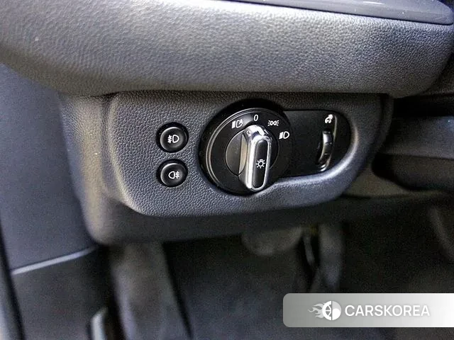 Mini Cooper D Clubman 2020 Серебряный двухцветный из Кореи, фото 5