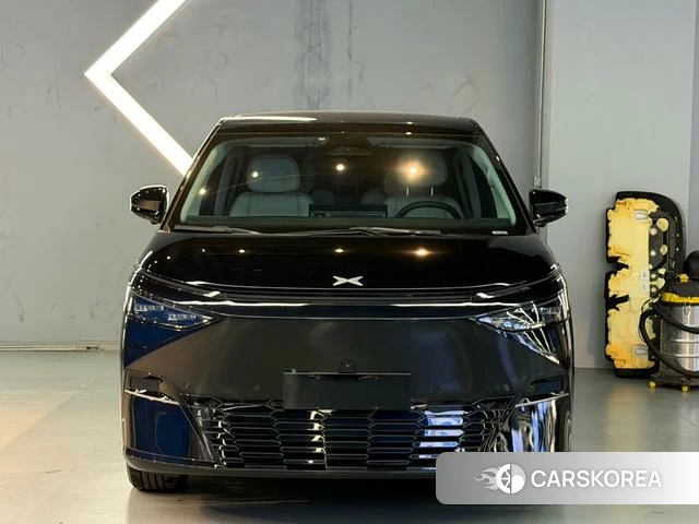 Xiaopeng Motors Xiaopeng X9 2024 Черный из Китая, фото 5