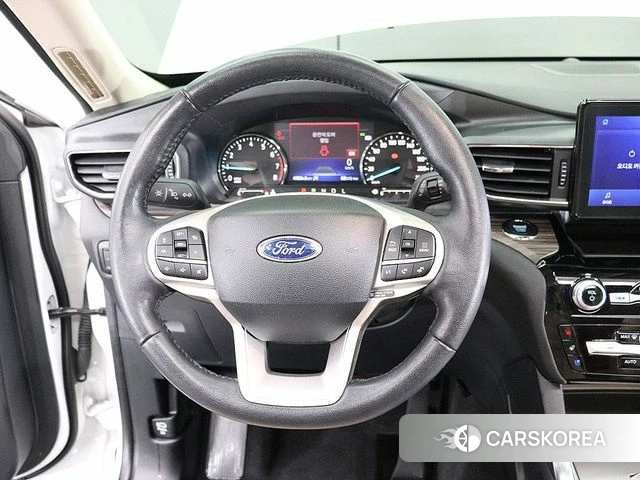Ford Explorer 6th Generation 2023 Белый из Кореи, фото 5