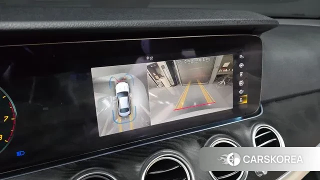 Mercedes-Benz E-Class W213 2023 Белый из Кореи, фото 5