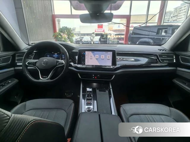 Volkswagen Tourang 2023 Серебристо-серый из Китая, фото 5