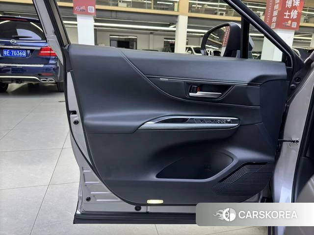 Toyota Weisha 2023 Серебристо-серый из Китая, фото 5