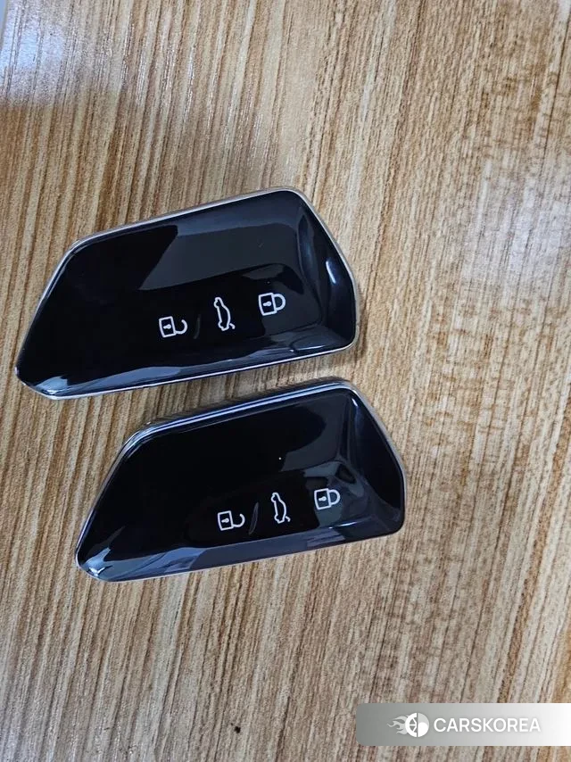 Volkswagen ID.4 2023 Серебряный из Кореи, фото 5