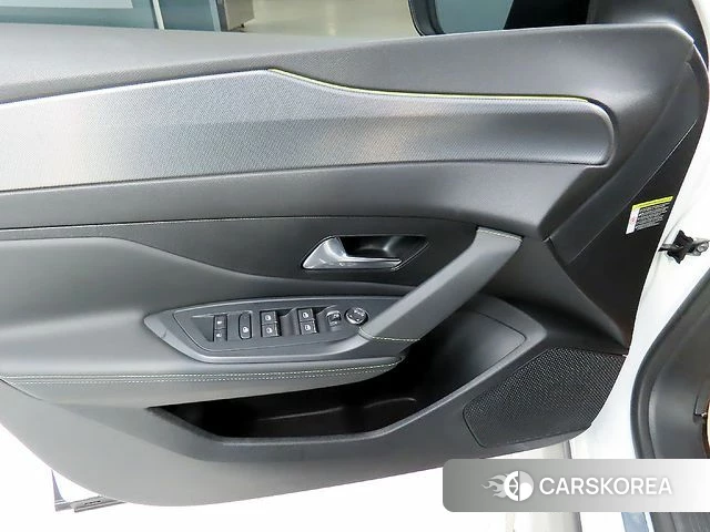 Peugeot 408 2023 Белый из Кореи, фото 5