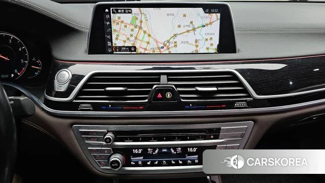 BMW 7 Series (G11) 2018 Синий из Кореи, фото 5