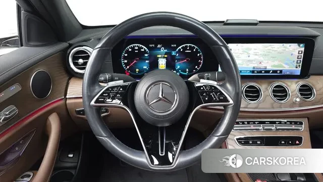 Mercedes-Benz E-Class W213 2020 Белый из Кореи, фото 5