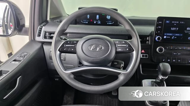 Hyundai Staria 2022 Белый из Кореи, фото 5