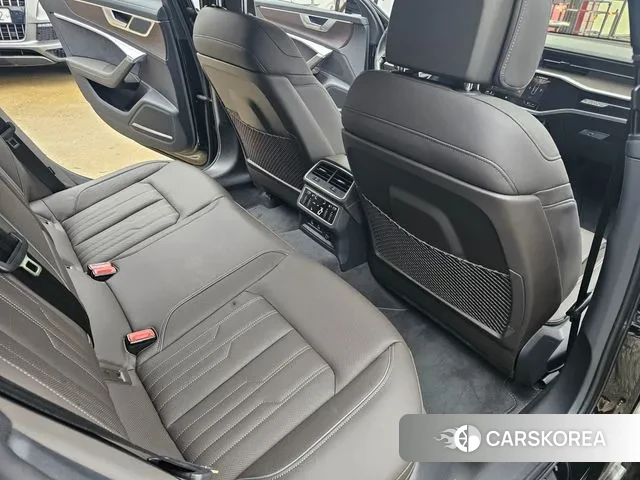 Audi A6 (C8) 2023 Черный из Кореи, фото 5