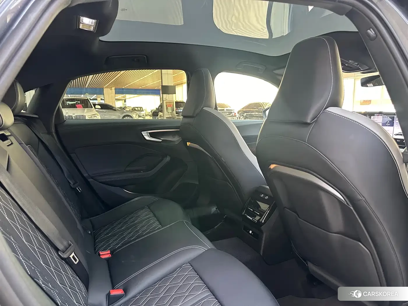 Audi A5L 2025 Silver/gray из Китая, фото 5