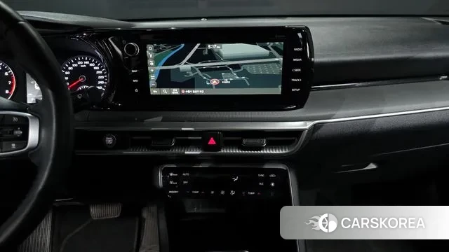 Kia K5 3rd generation 2023 Серый из Кореи, фото 5