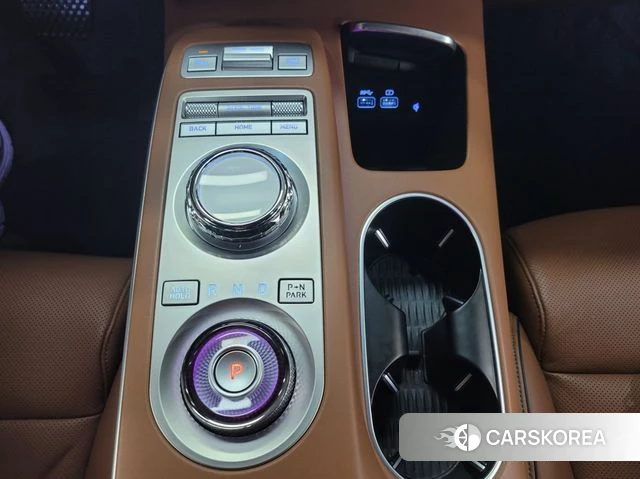 Genesis GV70 2023 Черный из Кореи, фото 5