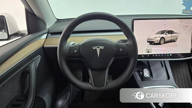 Tesla Model Y 2023 Белый из Кореи, фото 5