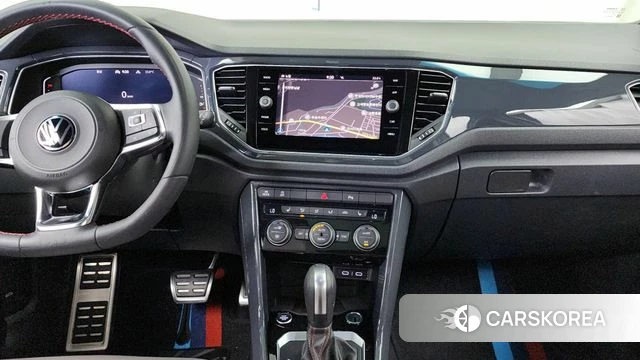 Volkswagen T-Roc 2021 Светло-серебряный цвет из Кореи, фото 5