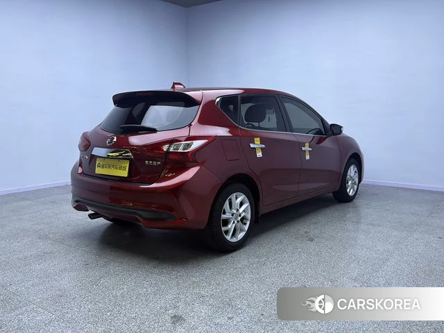 Nissan TIIDA 2020 Красный из Китая, фото 5