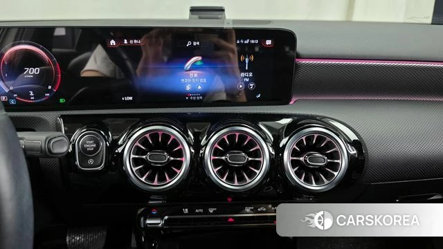 Mercedes-Benz A-Class W177 2022 Белый из Кореи, фото 5