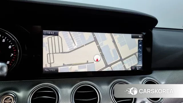 Mercedes-Benz E-Class W213 2018 Белый из Кореи, фото 5