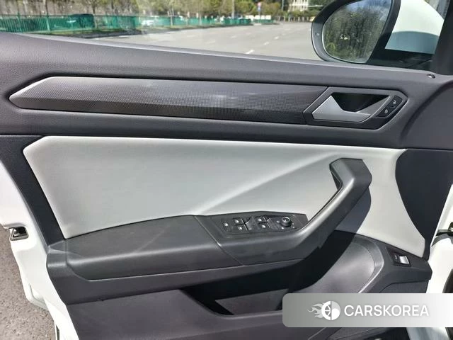 Volkswagen Exploring songs 2026 Белый из Китая, фото 5