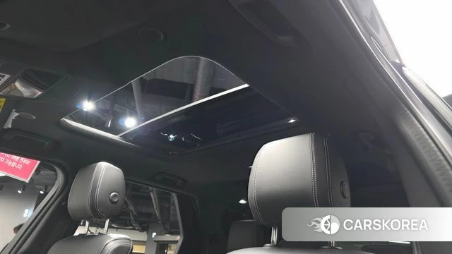 Land Rover Discovery 5 2025 Серебристо-серый из Кореи, фото 5