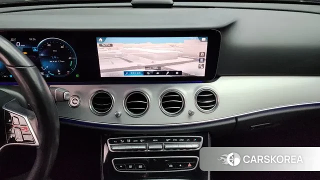 Mercedes-Benz E-Class W213 2020 Черный из Кореи, фото 5