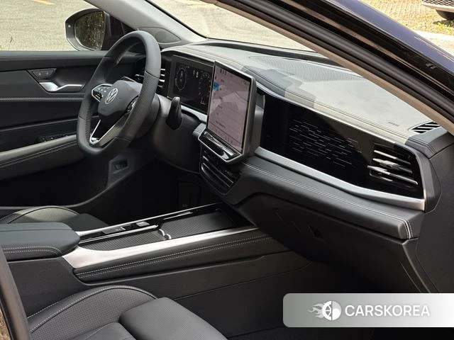 Volkswagen Passat 2025 Черный из Китая, фото 5