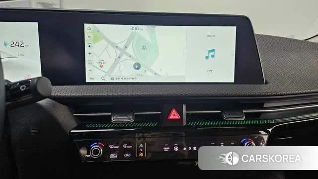 Kia EV6 2023 Белый из Кореи, фото 5